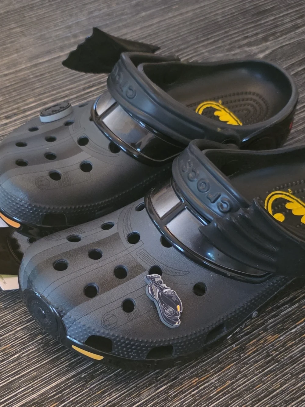 CROCS Kids' Black and Yellow Batman Clogs